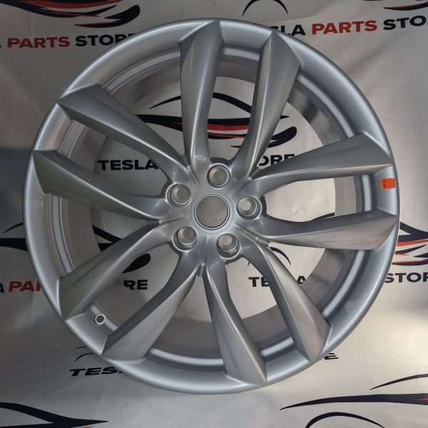 Tesla Model S 21″ Silver Rim OEM 1075749-01-D REAR