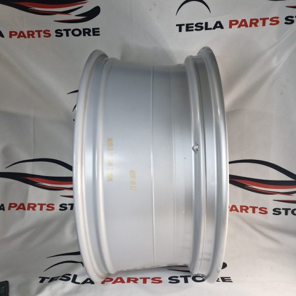 Tesla Model S 21″ Silver Rim OEM 1075749-01-D REAR - Image 4