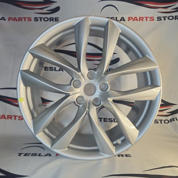 Tesla Model S 21″ Silver Rim OEM 1075748-01-D FRONT