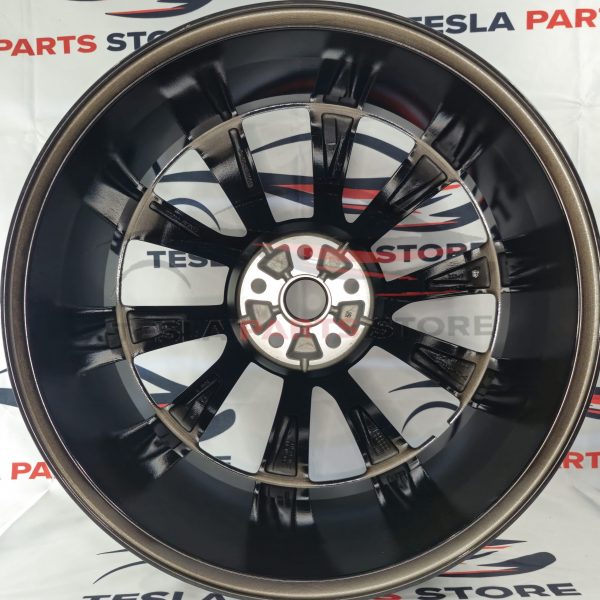 Tesla Model S 21″ Grey Rim OEM 1066519-01-C FRONT - Image 2
