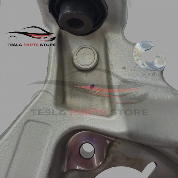 OEM Tesla rear right knuckle assembly Genuine 1044416-00-G - Image 4