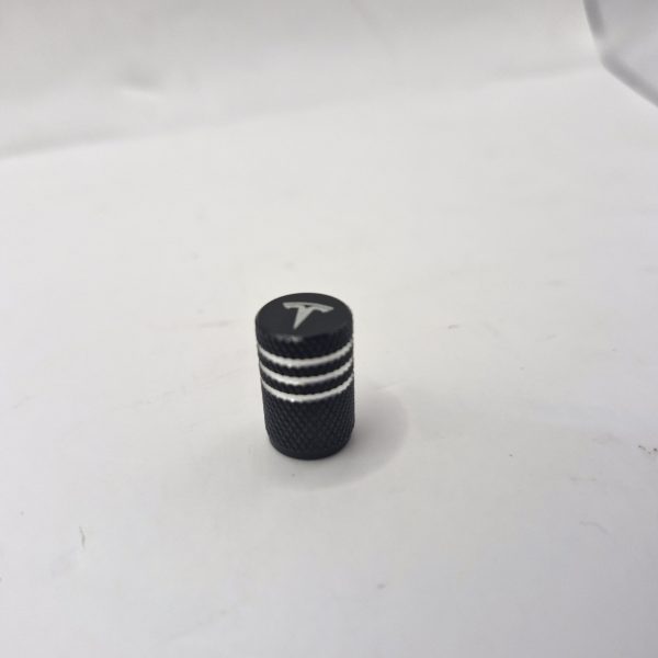 Hub Cap Kit, With Dust Caps And Lug Nut Caps Brushed Aluminum - Image 5
