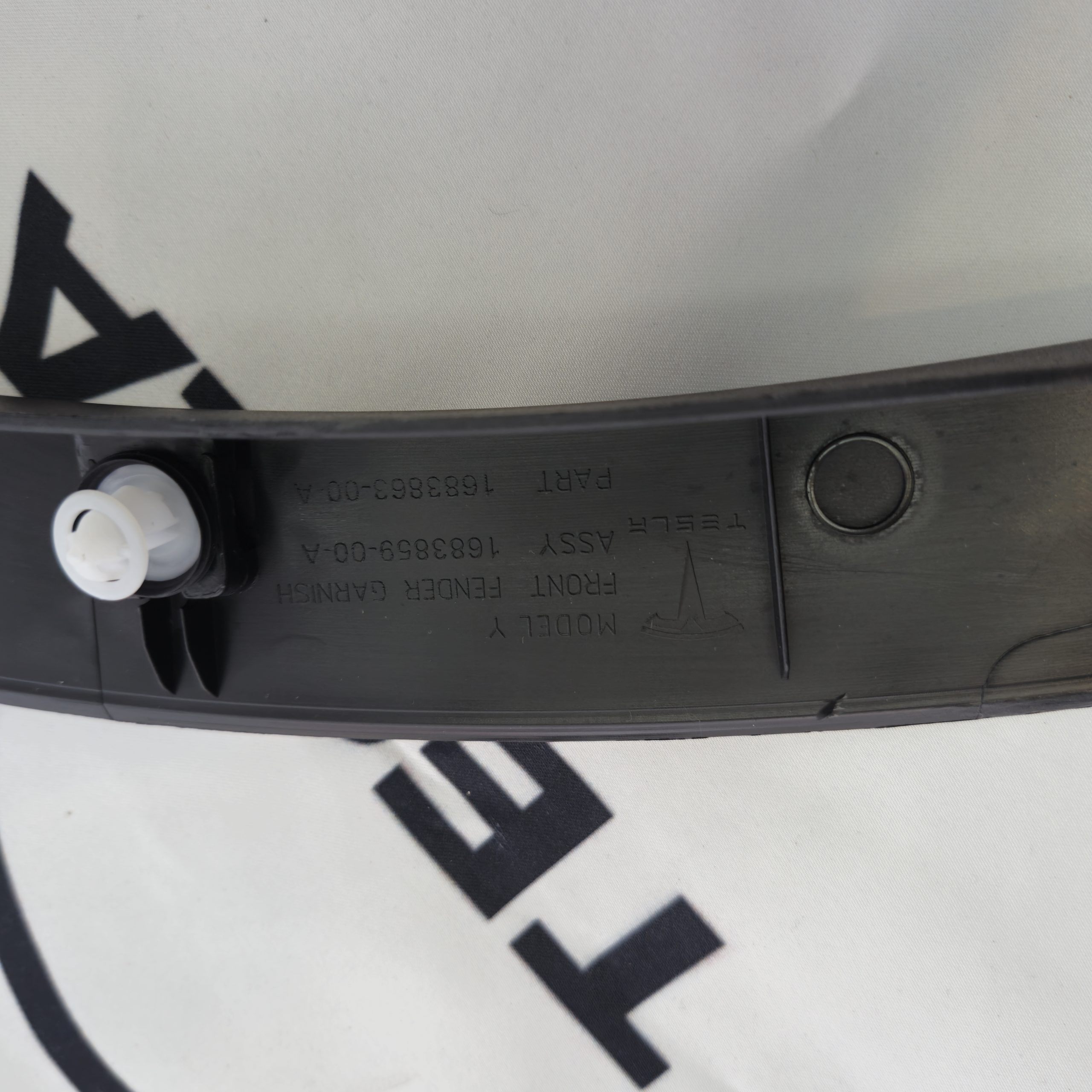 Plastic Fender OEM Trim 1683859-00-A FRONT LEFT HAND WING, MY GF3 - Image 2