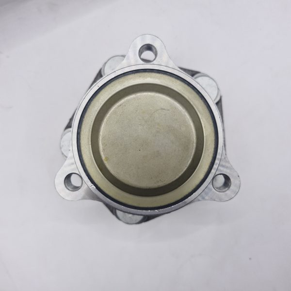Front Hub Assembly Not Driven 1044122-00-D OEM - Image 2