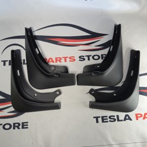 Mudflaps Easy Mounting Secure No Driling No glue