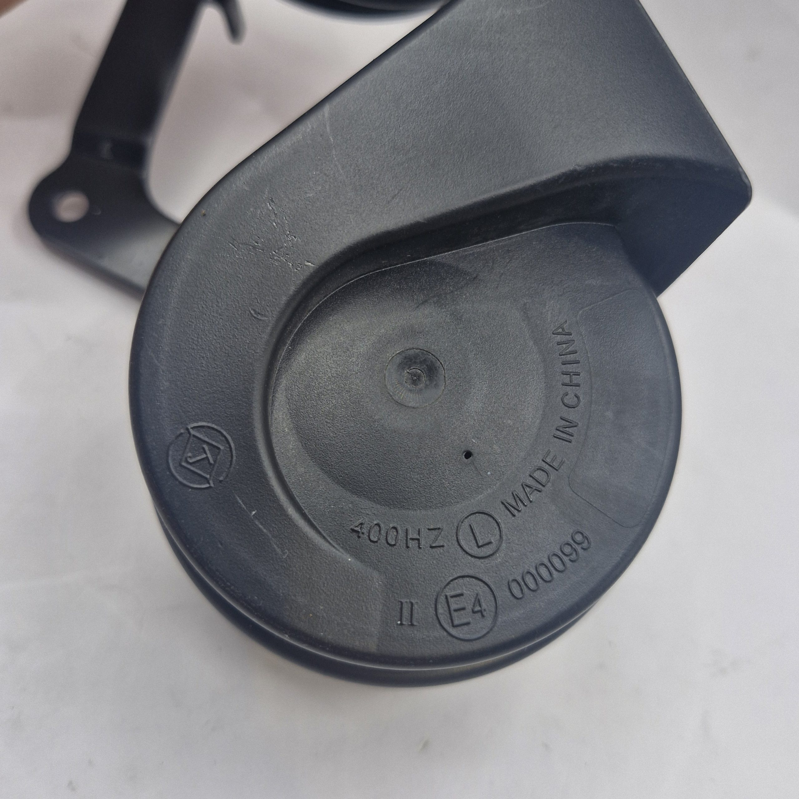 Horn Fits Tesla Model 3 1486943-00-A Full Set Double Horn With Metal Bracket - Image 4