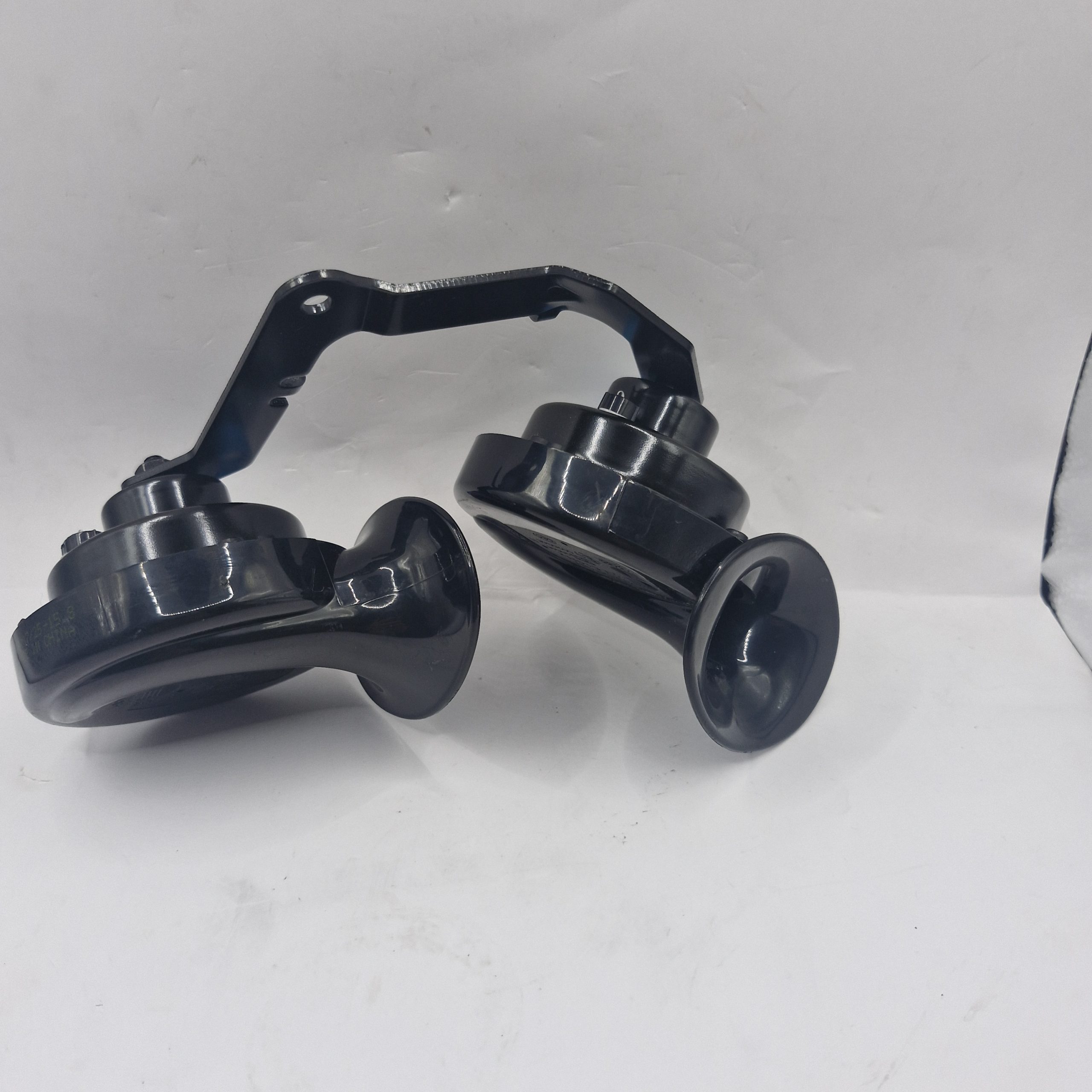 Horn Fits Tesla Model Y Double With Bracket 1716494-00-A Snail - Image 4