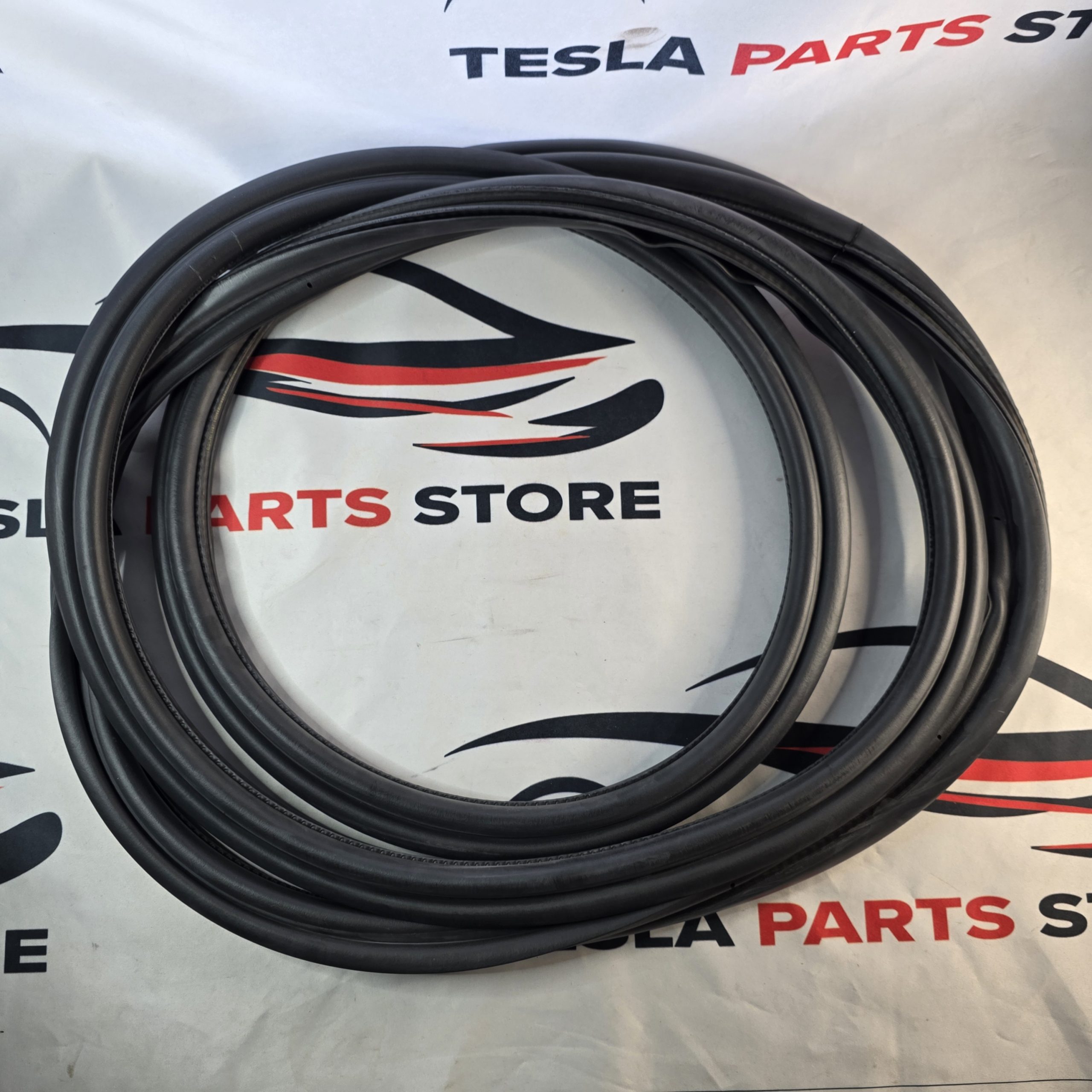 Rear Trunk/Liftgate Rubber Liner Seal Weatherproofing Strip Tesla Model Y 2020-2024 1497681-99-B