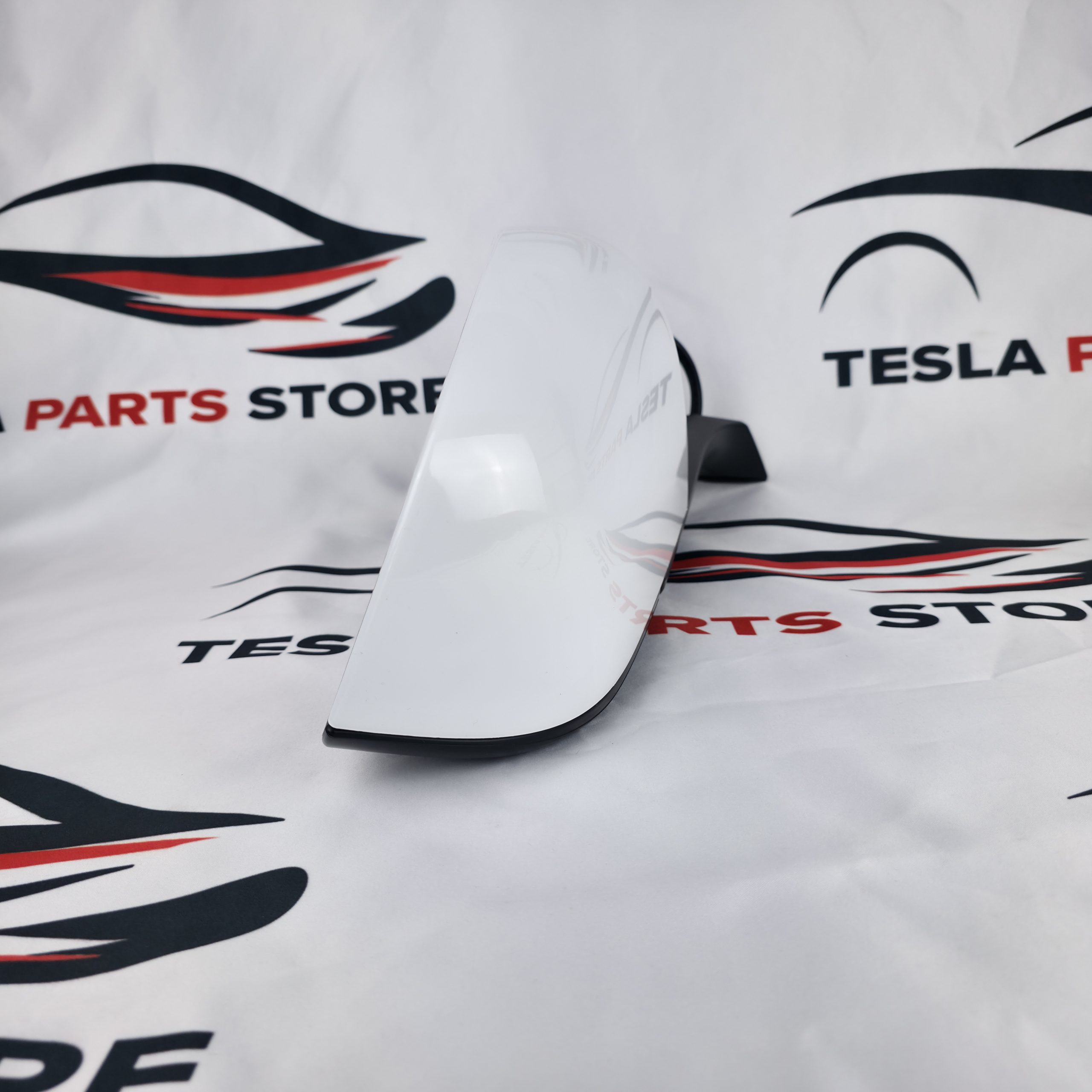 Tesla Model Y OEM RHS Mirror Premium Heated Mirror 1647720-00-C Pearl White - Image 2