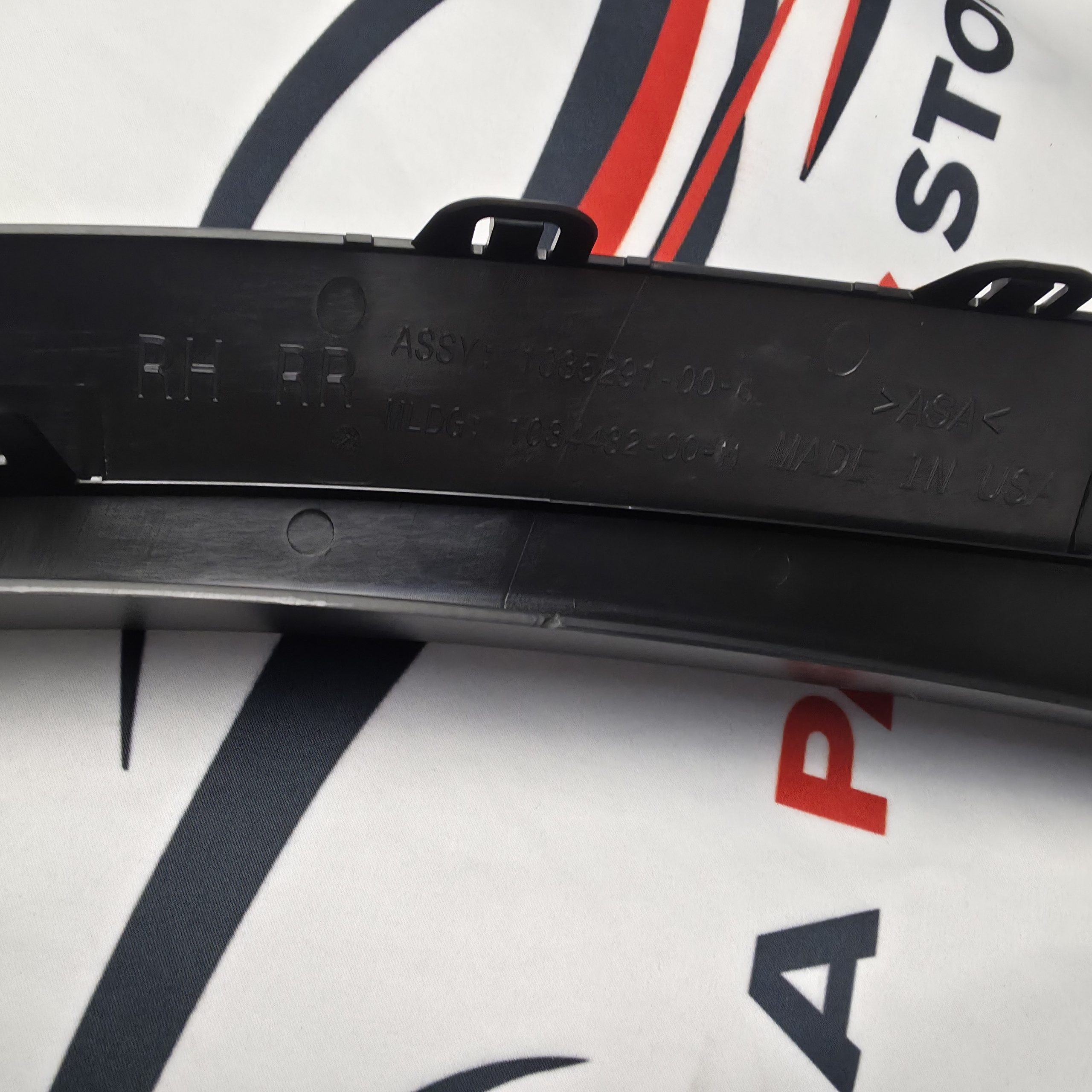 Rear Rear Right Hand Side Fender Arch Trim Tesla Model X OEM 1035291-00-G 1034432-00-H - Image 3